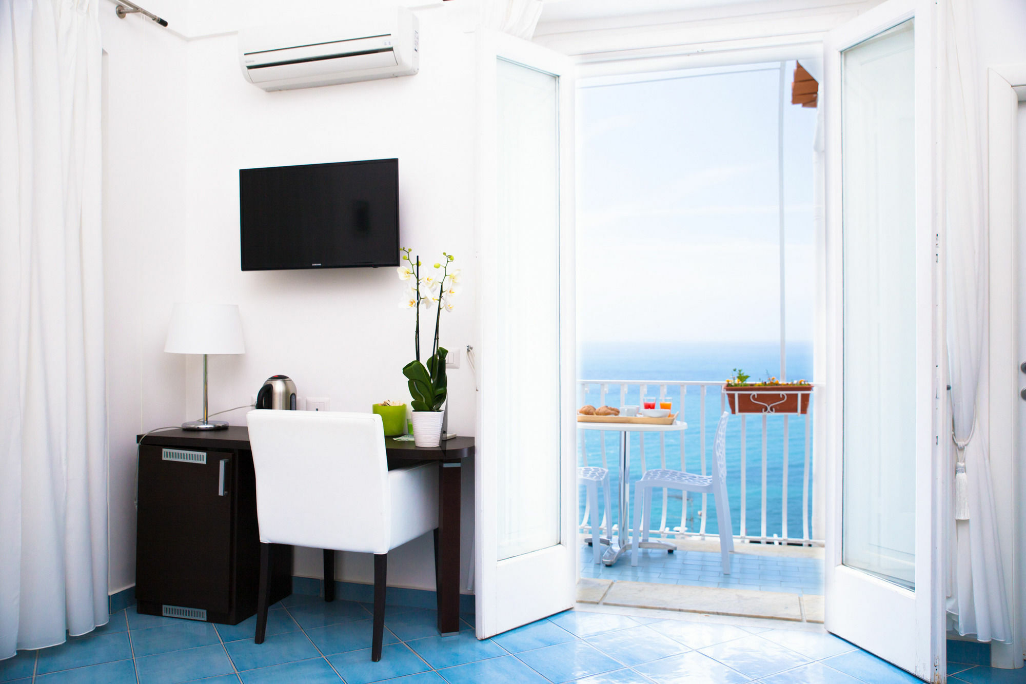 Casa Nilde Bed & Breakfast Positano Exterior photo
